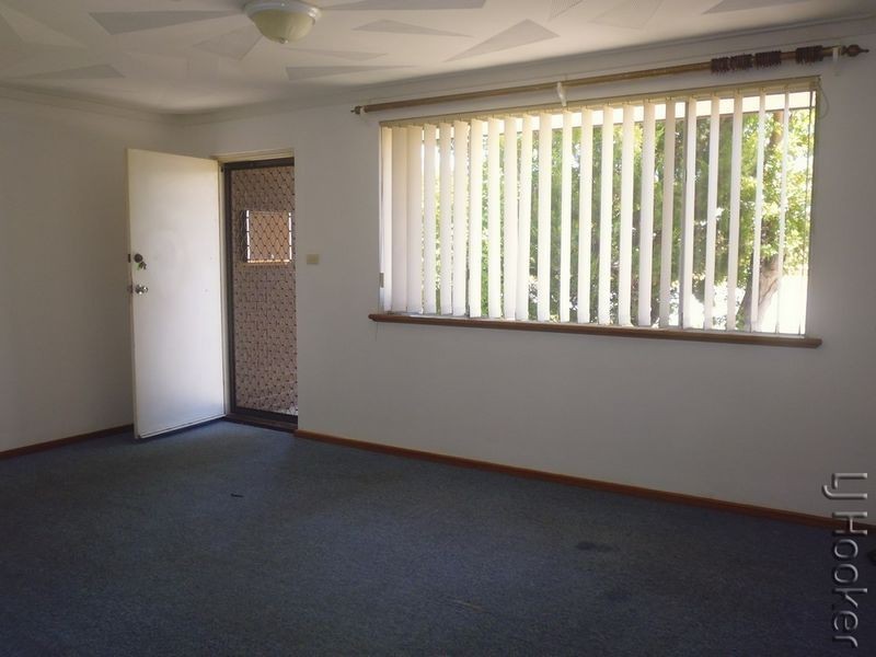 9 Clyde Place, Mandurah WA 6210