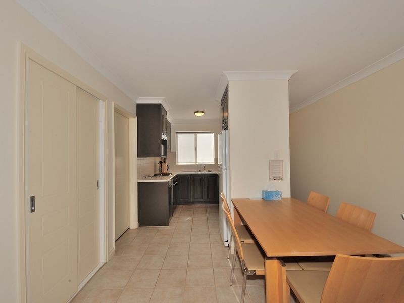 3/1 Lakes Crescent, South Yunderup WA 6208
