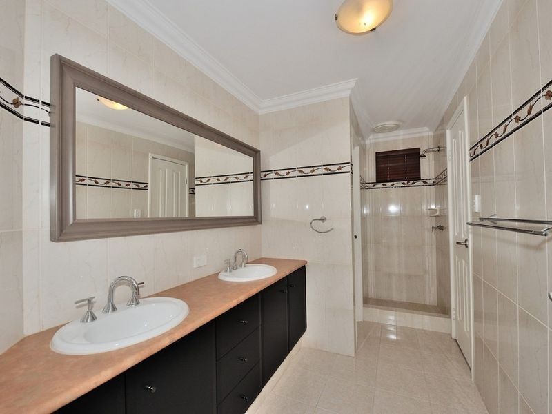 3 Queen Parade, Wannanup WA 6210