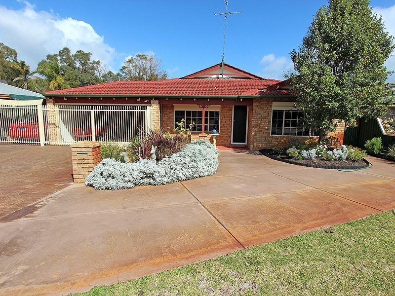 15 Achilles Place, Greenfields WA 6210