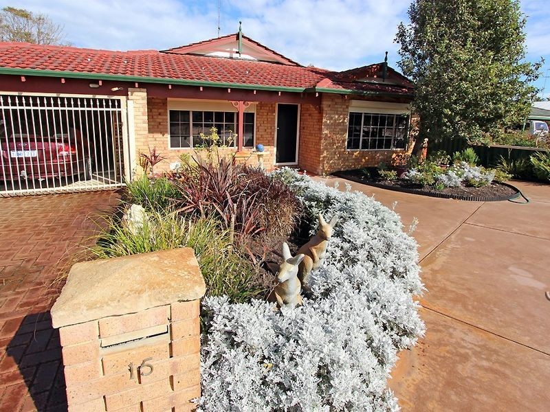 15 Achilles Place, Greenfields WA 6210