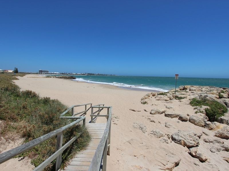 45D Ward Street (Corner Anstruther, Mandurah WA 6210