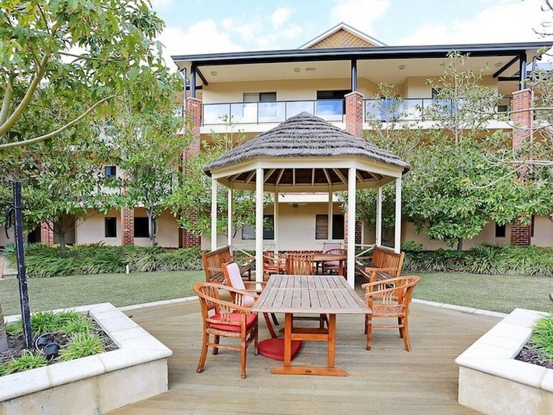 6/37 Dolphin Drive, Mandurah WA 6210