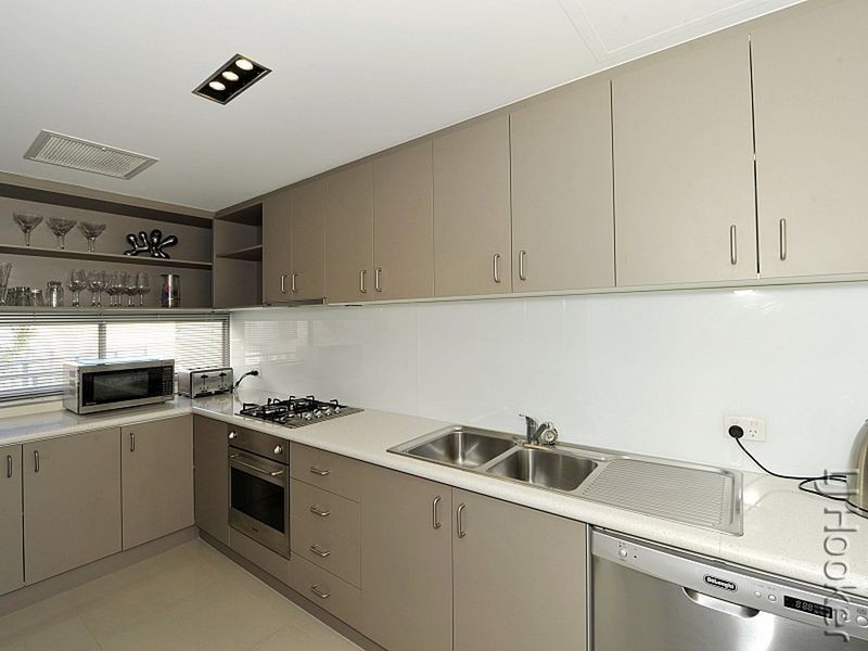 8/4 Torcello Mews, Mandurah WA 6210