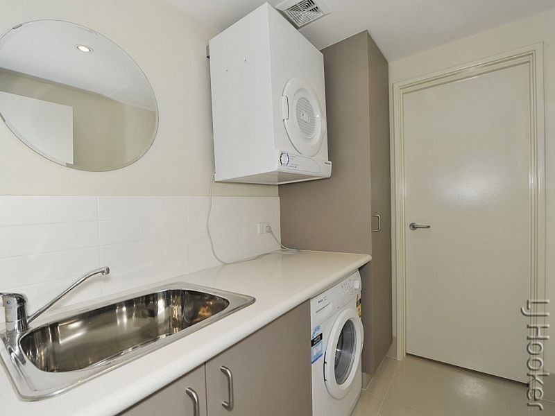 8/4 Torcello Mews, Mandurah WA 6210