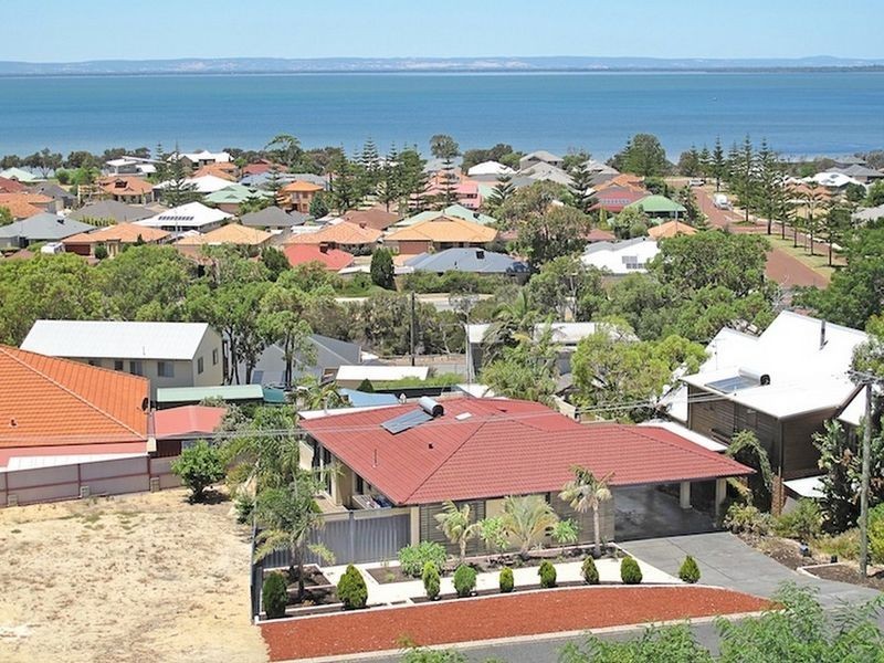 11 Haze Road, Falcon WA 6210