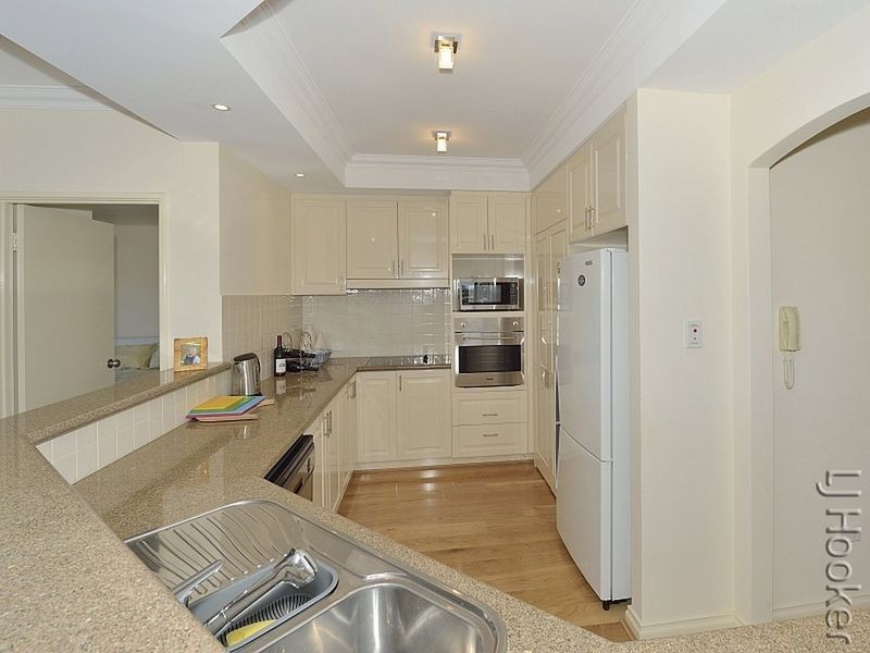 55/37 Dolphin Drive, Mandurah WA 6210