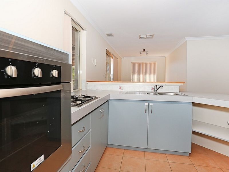 8 Kalgan Retreat, Greenfields WA 6210