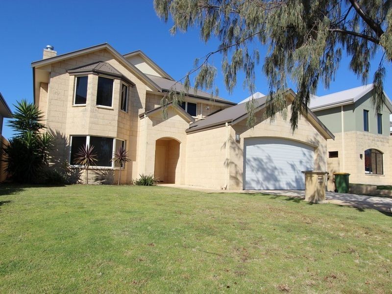 11 Cormorant Key, Wannanup WA 6210