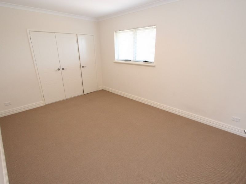 11 Cormorant Key, Wannanup WA 6210