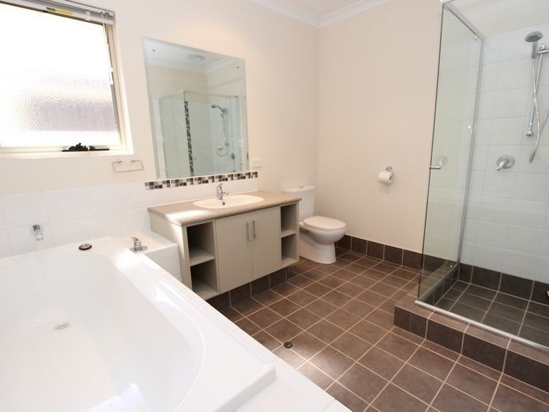 11 Cormorant Key, Wannanup WA 6210