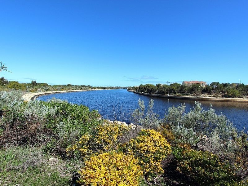 11 Cormorant Key, Wannanup WA 6210