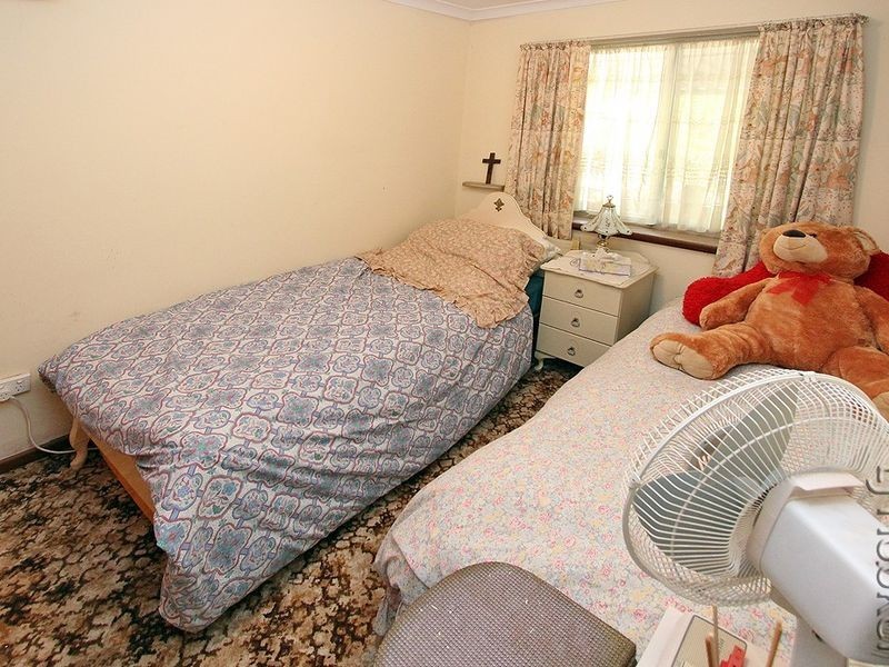 56 Kookerbrook Street, Dudley Park WA 6210