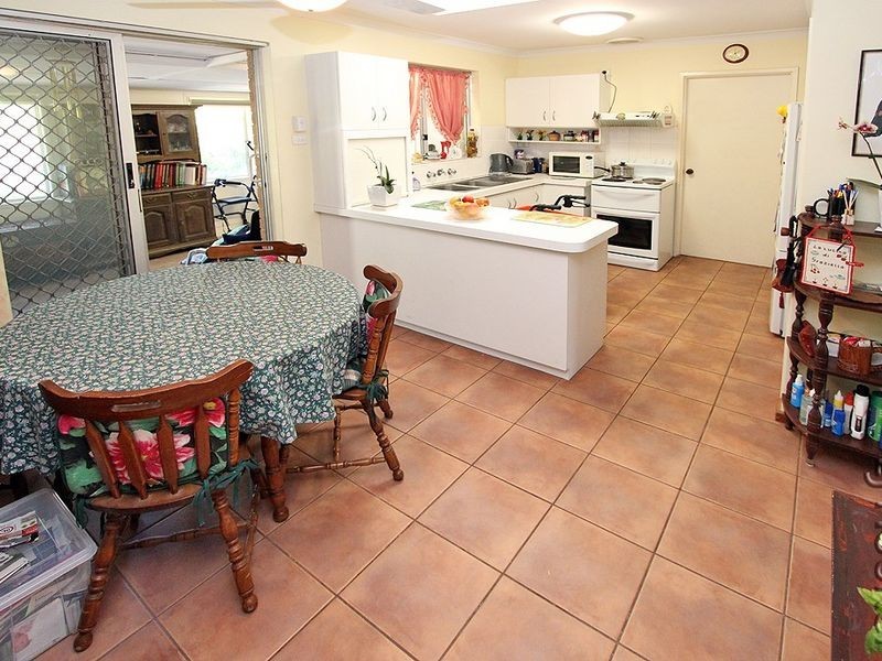 56 Kookerbrook Street, Dudley Park WA 6210