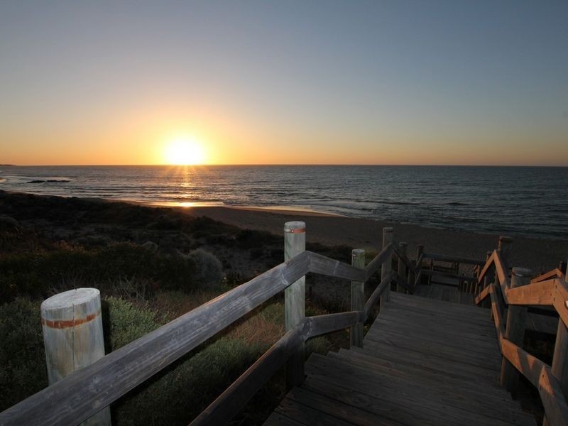 62 Boardwalk Boulevard, Halls Head WA 6210