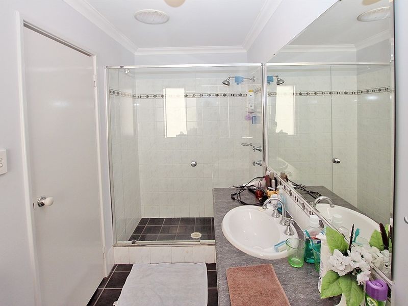 10 Alba Pass, Halls Head WA 6210