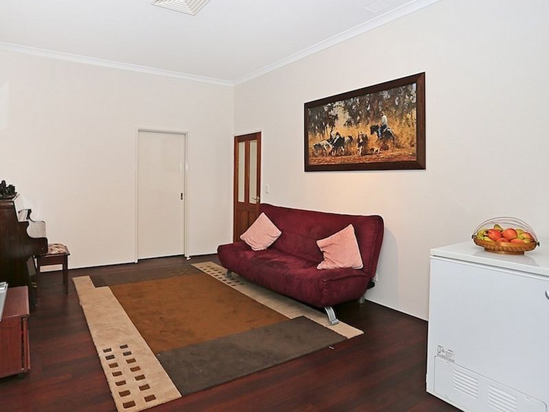 18 Riverside Drive, Furnissdale WA 6209