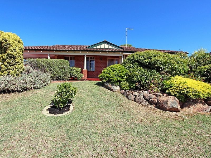 30 Caravel Way, Halls Head WA 6210