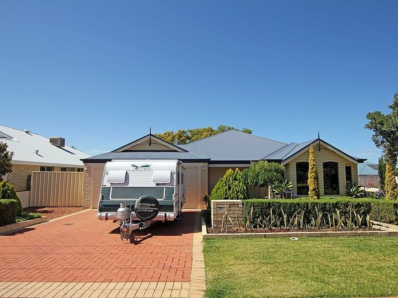 28 Iluka Road, Dawesville WA 6211