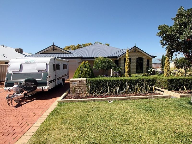 28 Iluka Road, Dawesville WA 6211
