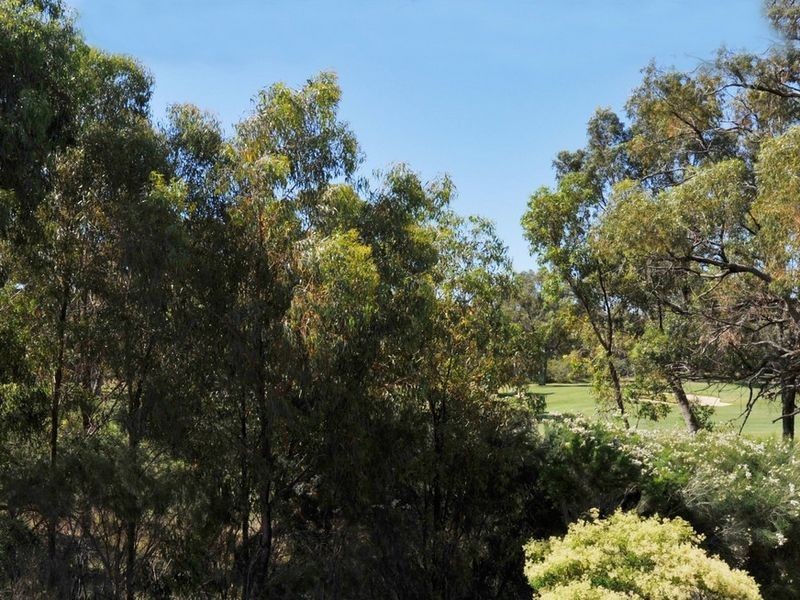 15 Tylney Loop, Meadow Springs WA 6210