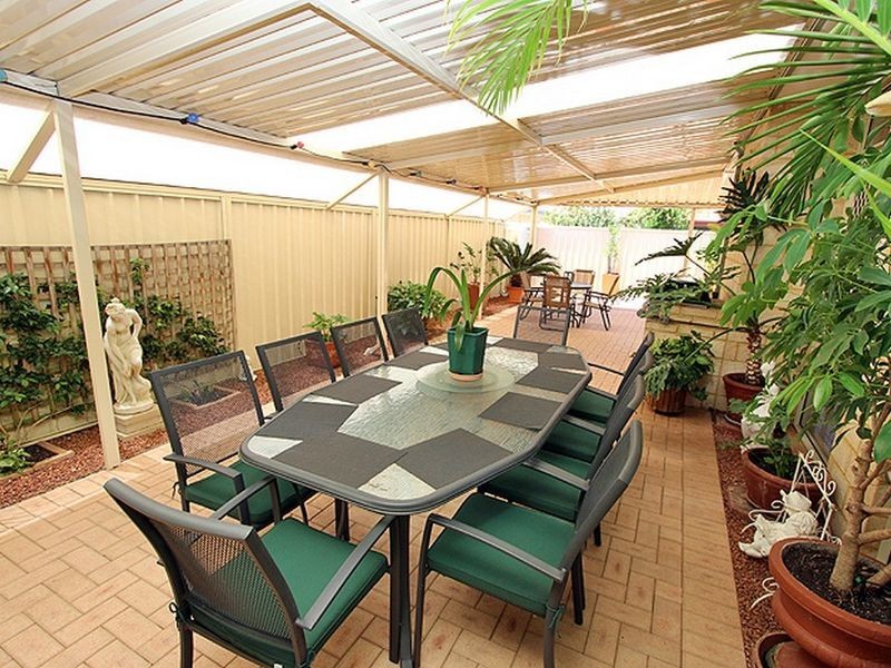 63 Mariners Cove Drive, Dudley Park WA 6210
