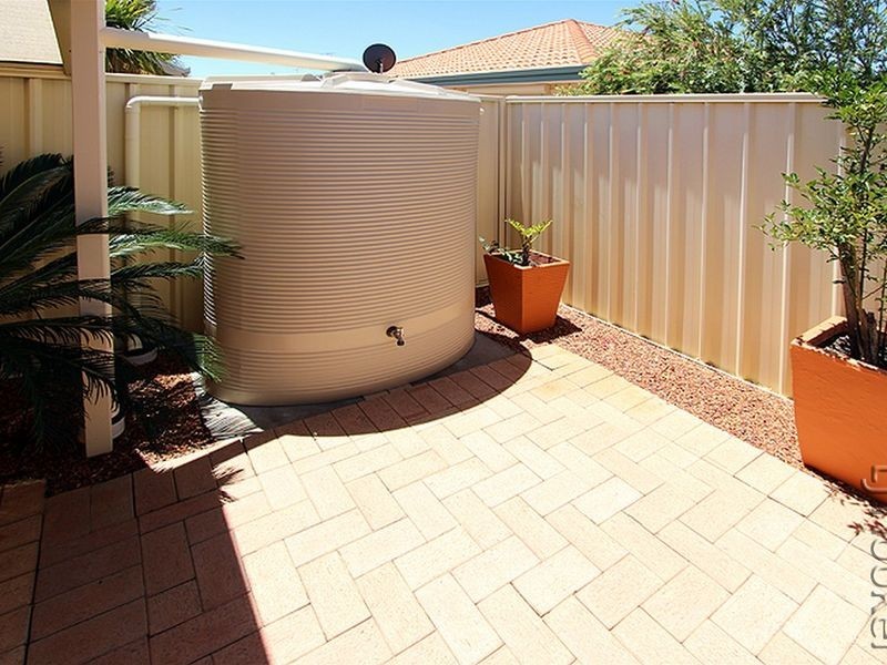 63 Mariners Cove Drive, Dudley Park WA 6210