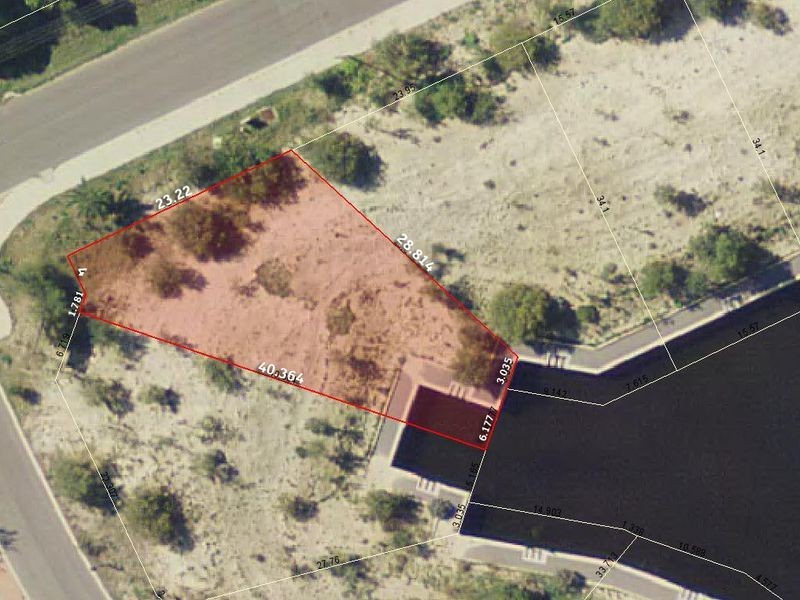 83 Queen Parade, Wannanup WA 6210