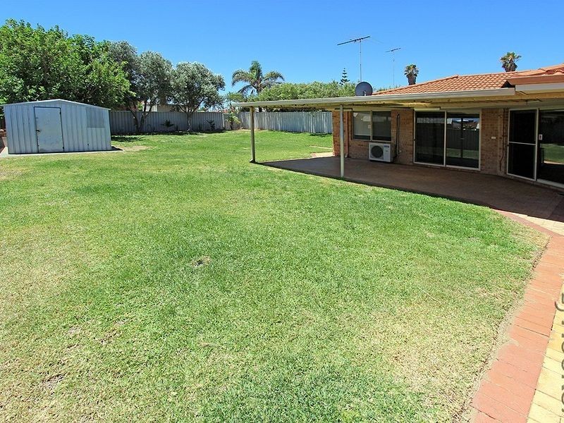 44 Admiralty Crescent, Halls Head WA 6210