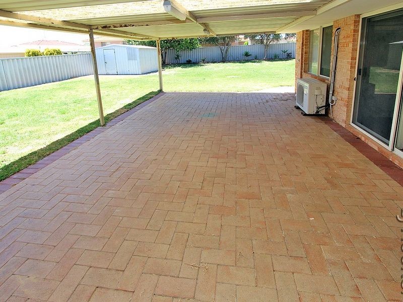 44 Admiralty Crescent, Halls Head WA 6210
