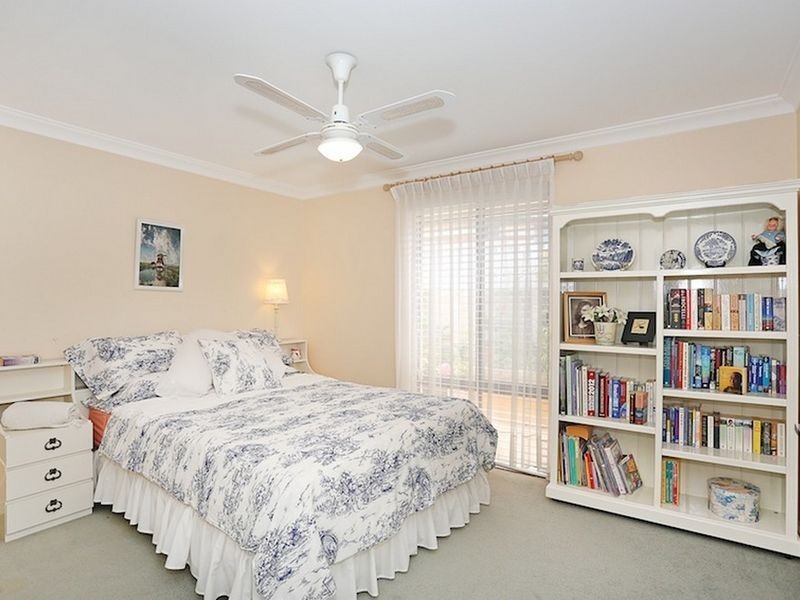 10 Santa Cruz Parkway, Secret Harbour WA 6173