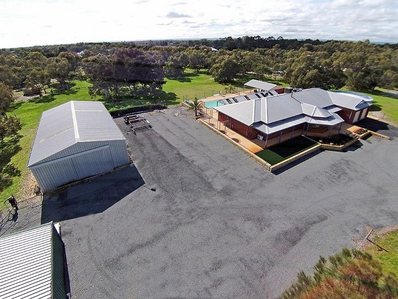 101 Peaceful Waters Drive, Barragup WA 6209