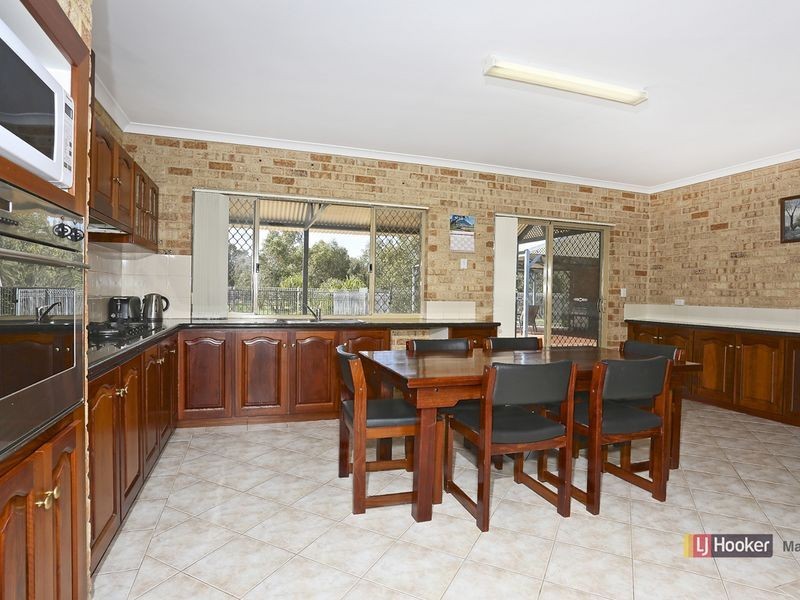 101 Peaceful Waters Drive, Barragup WA 6209
