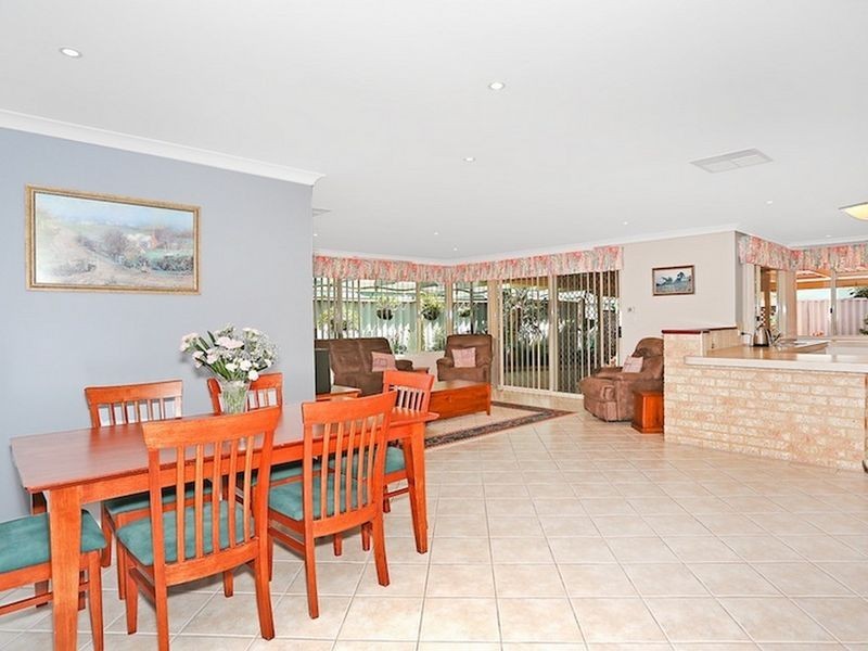 24 Crowthorn Cross, Erskine WA 6210