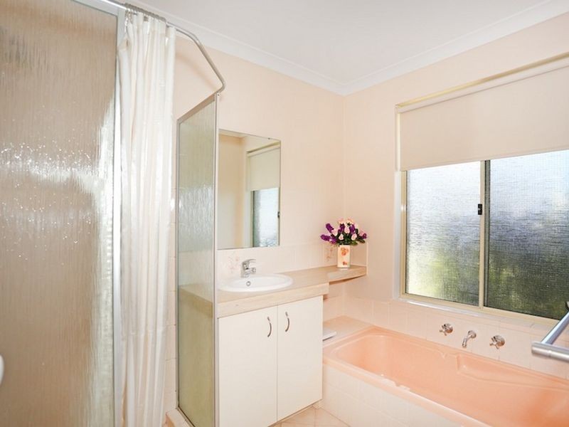 24 Crowthorn Cross, Erskine WA 6210