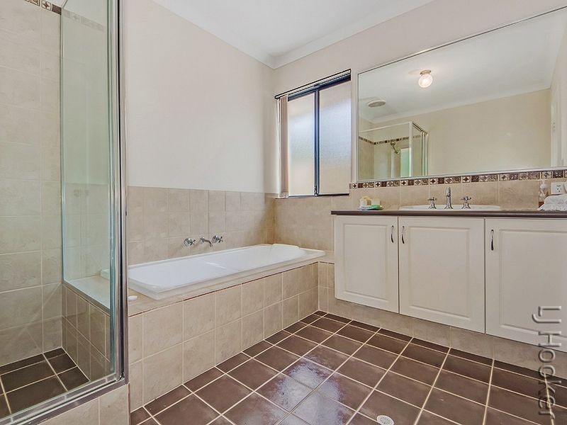 24 Bennett Brook Circle, Greenfields WA 6210