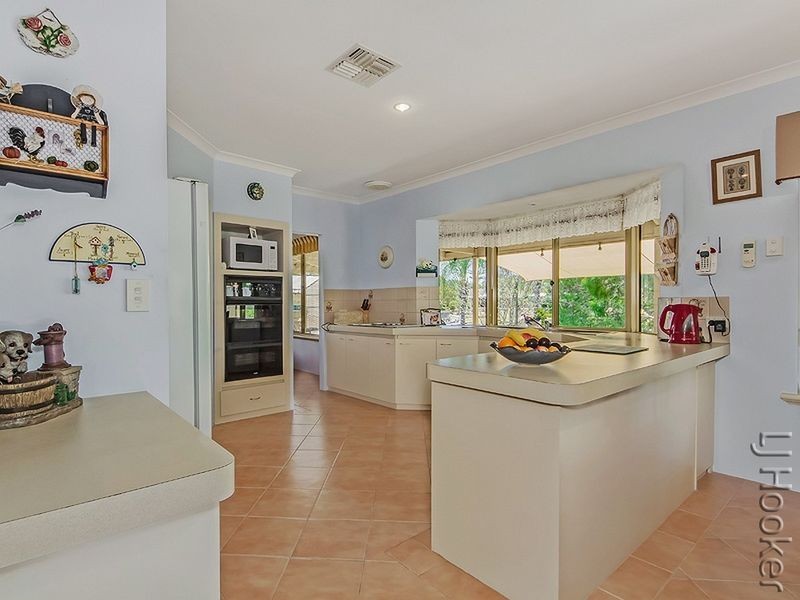 7 Robertson Grove, South Yunderup WA 6208