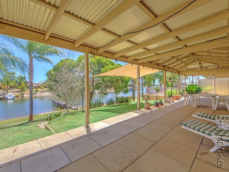 7 Robertson Grove, South Yunderup WA 6208