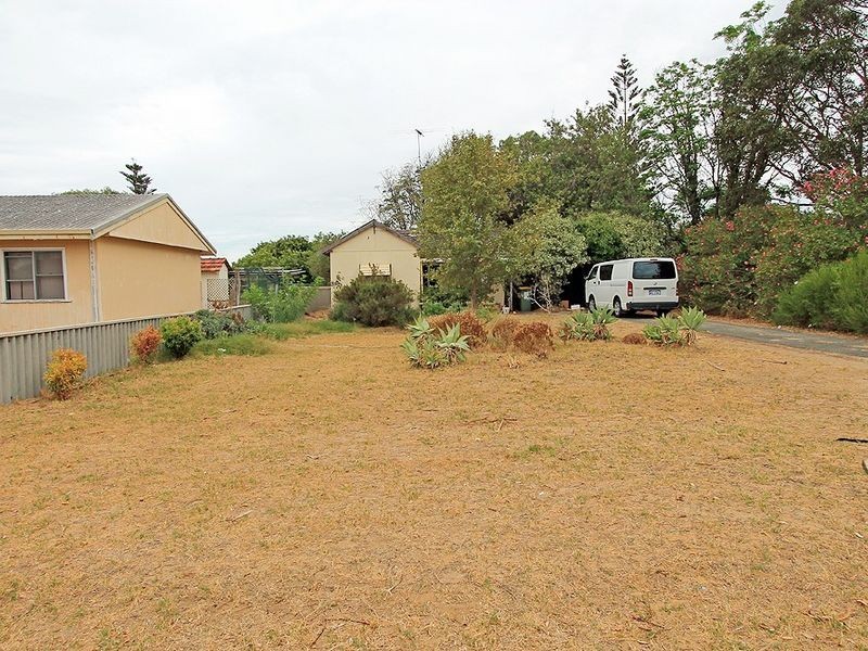 14 Ward Street, Mandurah WA 6210