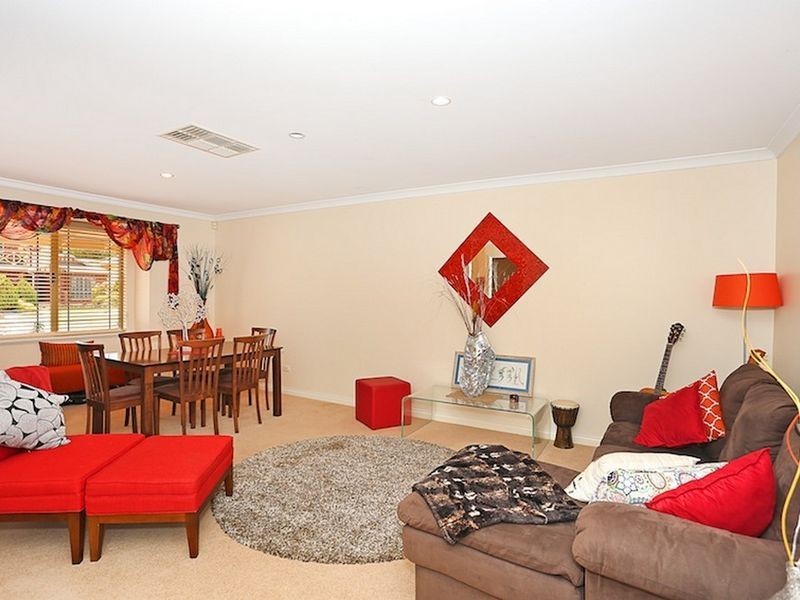 2 Neptune Place, Halls Head WA 6210