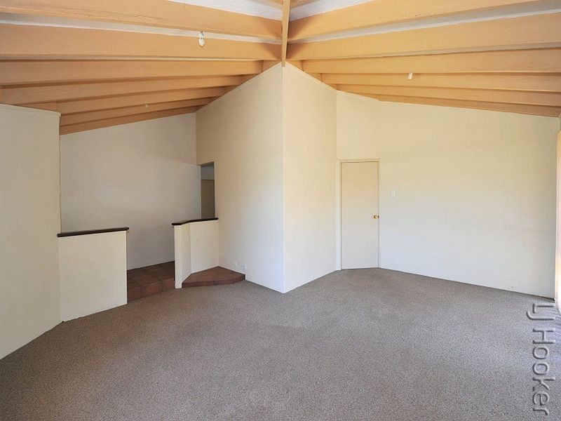 34 Fairway Crescent, Meadow Springs WA 6210