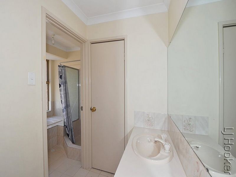 34 Fairway Crescent, Meadow Springs WA 6210