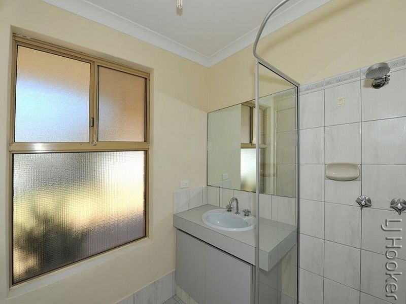 34 Fairway Crescent, Meadow Springs WA 6210