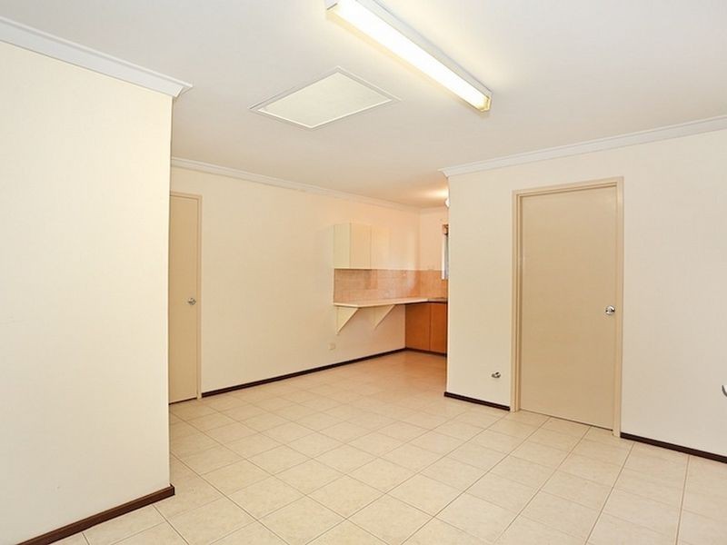 6 Jurrell Street, Mandurah WA 6210