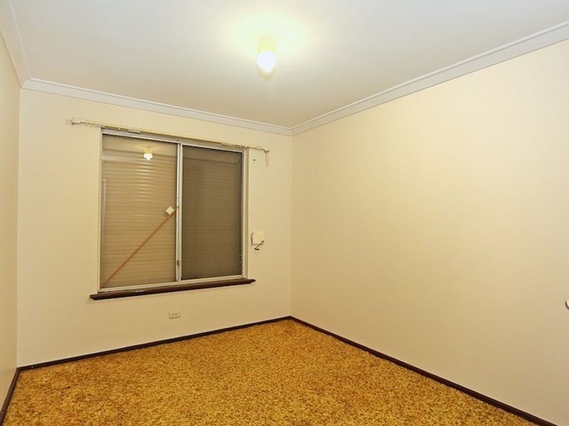 6 Jurrell Street, Mandurah WA 6210