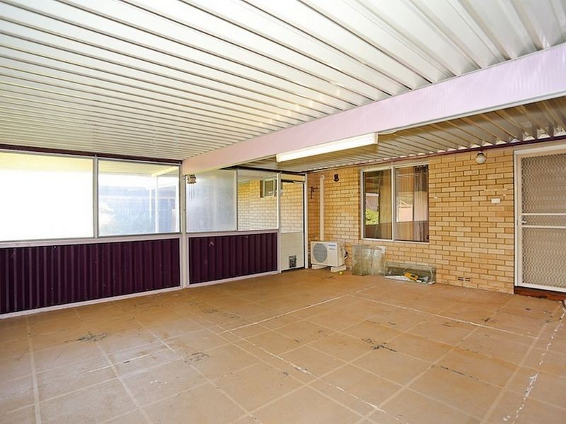 6 Jurrell Street, Mandurah WA 6210