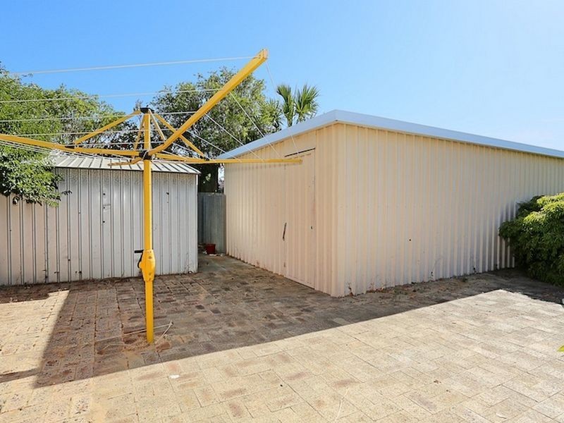 6 Jurrell Street, Mandurah WA 6210