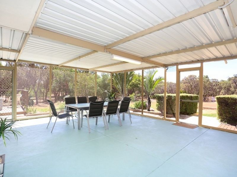 425 Mulga Drive East, Parklands WA 6180