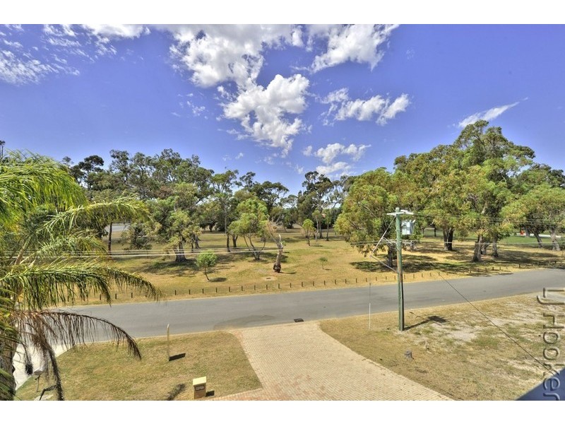 18 Hestia Way, San Remo WA 6210