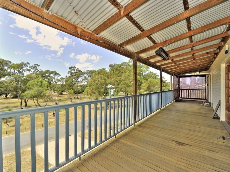 18 Hestia Way, San Remo WA 6210